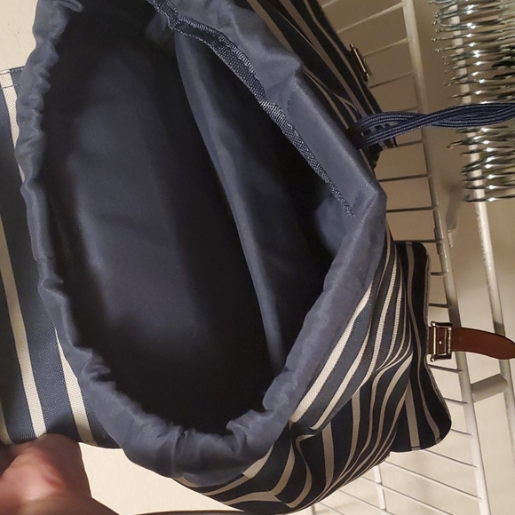 Backpack - Picture 3 of 3